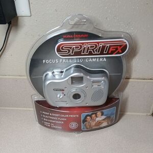 Spirit FX Focus-Free Silver Camera